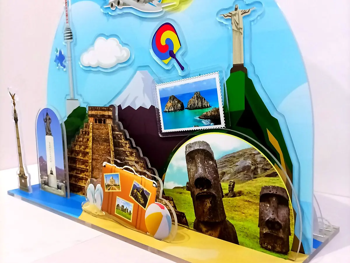 Display de acrílico en capas con impresión UV